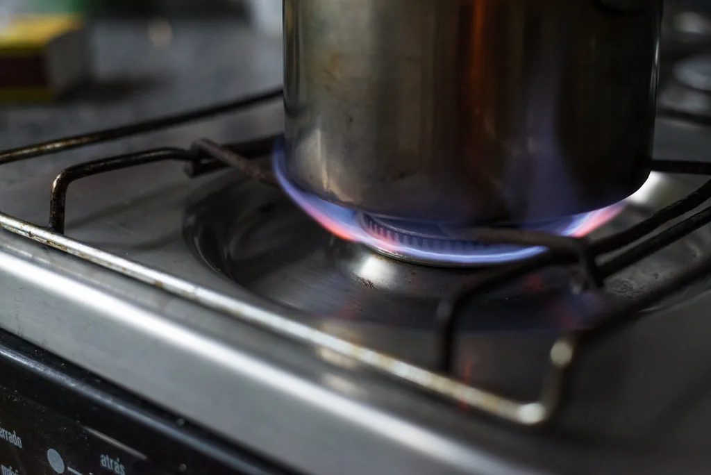 Dual Fuel vs Electric Range Cooker: The Hob Is the Choice